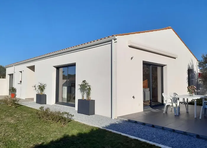 L'oeillet Des Dunes Saint-Palais-sur-Mer