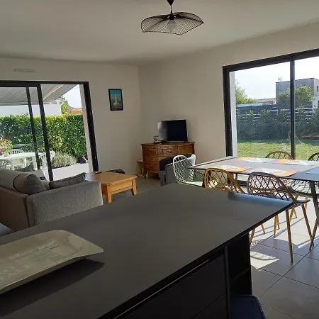 בית נופש L'oeillet Des Dunes סן-פאלה-סור-מר